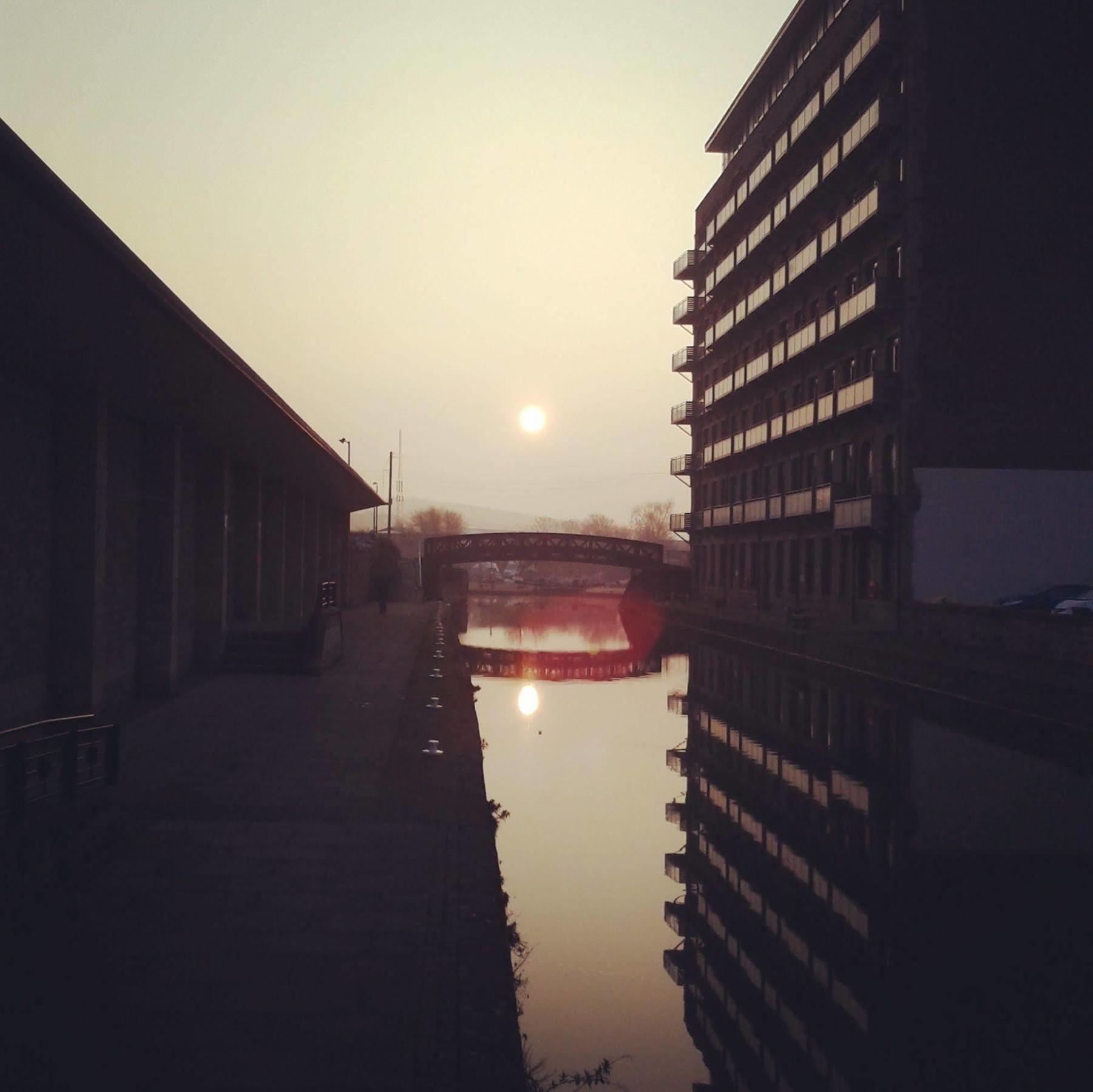 Waterfront Hotel Brighouse Exterior foto